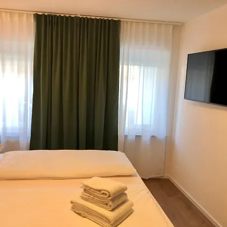 Apartamento Apartments, Outlet 100 Meter Metzingen (Tubingen)