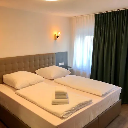 Appartement Apartments, Outlet 100 Meter Metzingen (Tubingen)