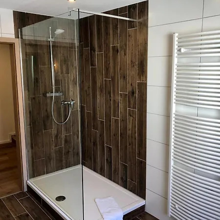 Apartments, Outlet 100 Meter *